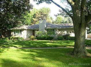 15755 Amherst Ave, Beverly Hills, MI 48025