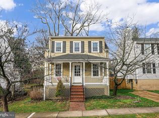 114 N Cleveland St, Arlington, VA 22201