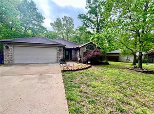 25 Overton Dr, Bella Vista, AR 72714