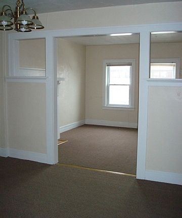 5th image of 117-119 N 2nd Ave E
