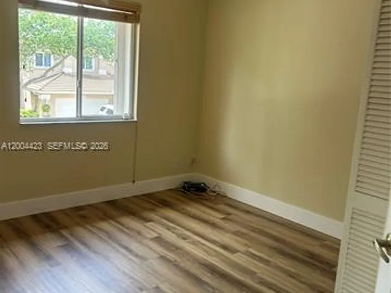 15851 SW 10th St #Townhouse 15851 — Photo 12