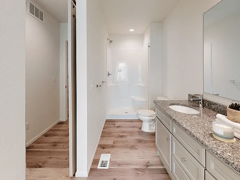 North - Bathroom