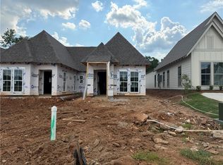 1050 Hunters Way, Opelika, AL 36801