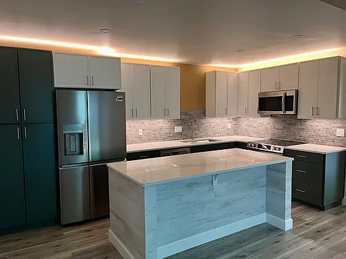1050 W Beaver Creek Blvd Photo 1