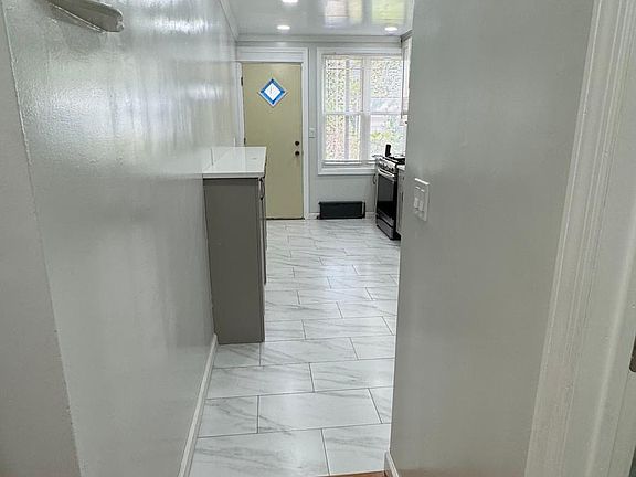 4th image of 5813 Avenue O Floor 1