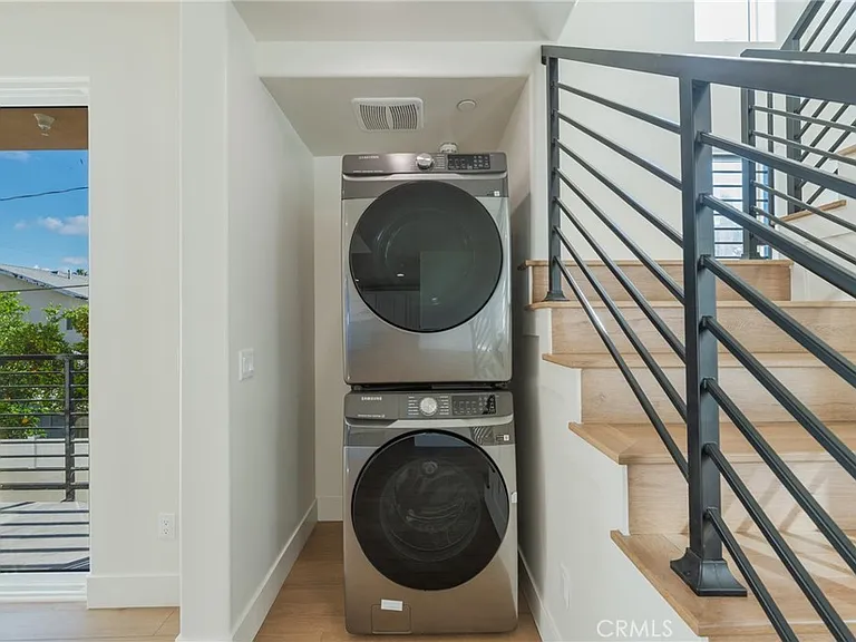 714 N Chestnut Ave — Photo 15