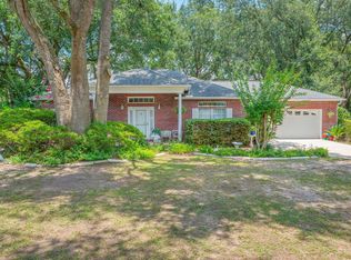 5810 Hilary St, Crestview, FL 32539