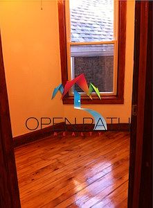 3rd image of 1450 N Maplewood Ave APT 2R