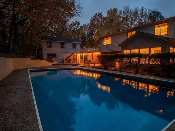 8497 Bergen Dr, Cordova, TN 38018