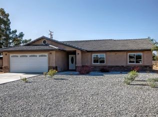 22177 Klickitat Ave, Apple Valley, CA 92307