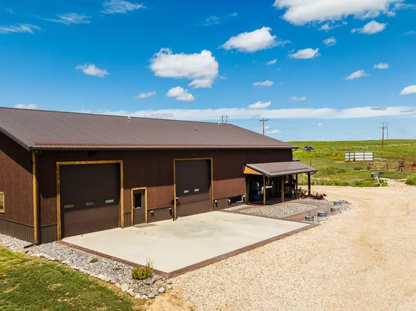 821 Beatty Gulch Rd, Sheridan, WY 82801