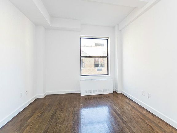 2nd image of 212 W 91st St APT 1536