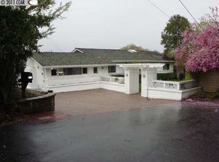 611 W Hawthorne Dr, Walnut Creek, CA 94596