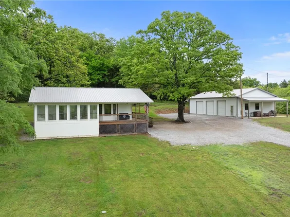 14544 Goshen Tuttle Rd, Elkins, AR 72727