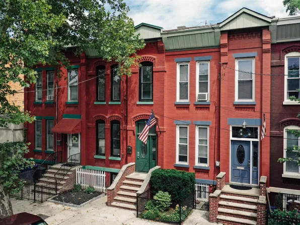224 Ege Ave, Jersey City, NJ 07304
