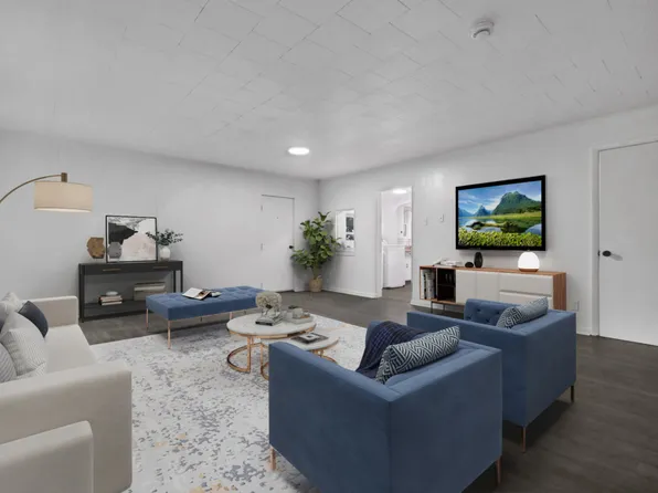 401 Hylewood Ave, Lansing, MI 48906