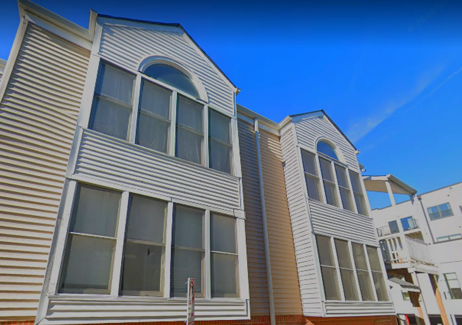 2108 Acklen Ave — Photo 2