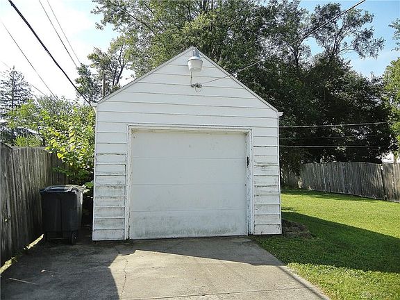 4th image of 4514 W 2nd St