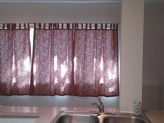 Kitchen/ Dinning area