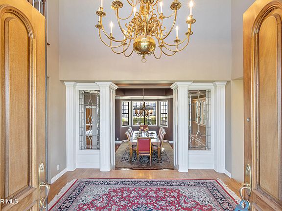 4th image of 11300 Highridge Ct