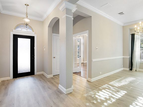 3rd image of 6603 Cadogan Ct