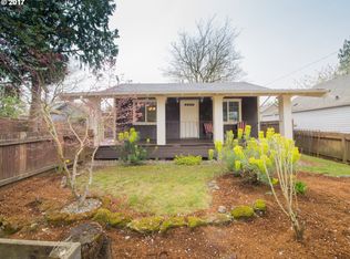11824 SE Ankeny St, Portland, OR 97216