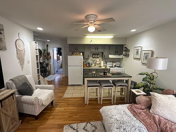 2nd image of 1718 Montrose St Floor 3