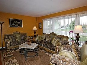 4th image of 9217 167th St