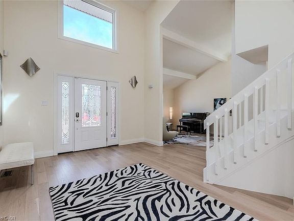 3rd image of 364 Ash Tree Pl