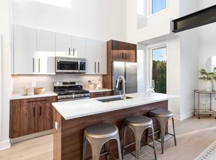 845 19th St NE #Penthouse 10, Washington, DC 20002