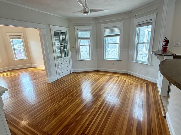 2nd image of 7 Ashland St