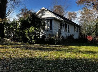 W1096 Spring Rd, Genoa City, WI 53128