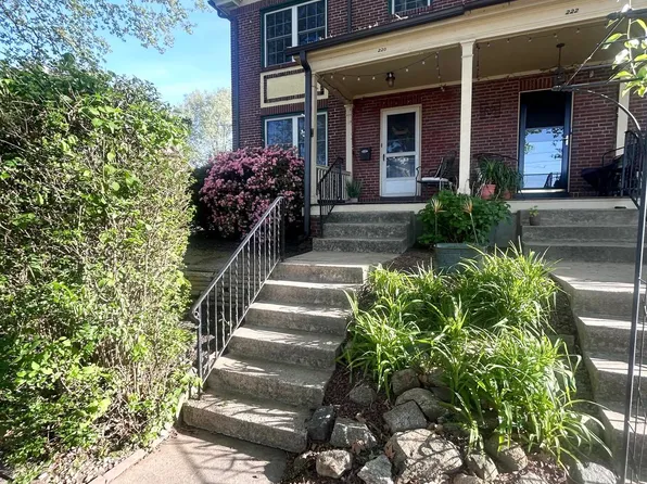 220 Spruce St, West Reading, PA 19611