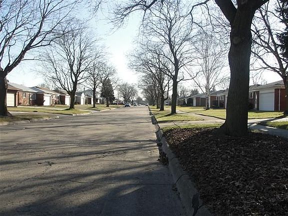 2nd image of 29621 Apolonia Dr