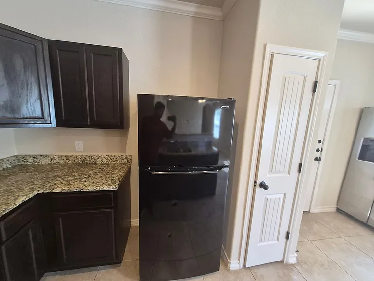 6618 Arancione Ave #101 — Photo 7