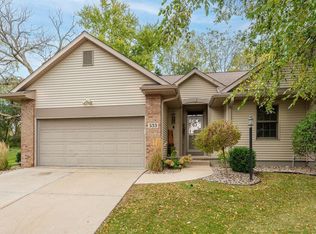 533 Hill St, Baraboo, WI 53913