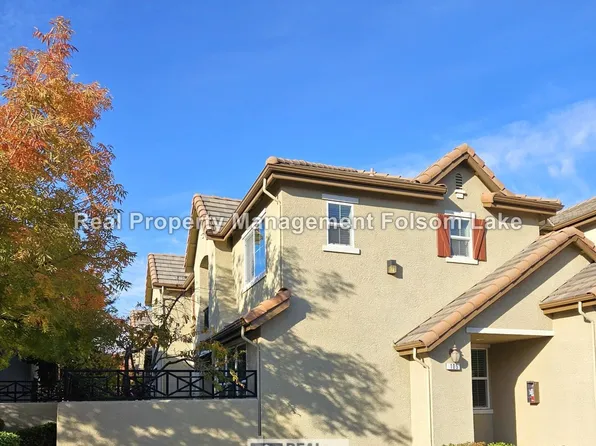 105 Cezanne Ln, Folsom, CA 95630