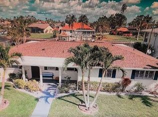 4504 SE 6th Pl, Cape Coral, FL 33904
