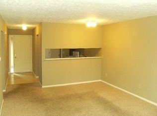 3325 Jonis Cir, Lansing, MI 48906