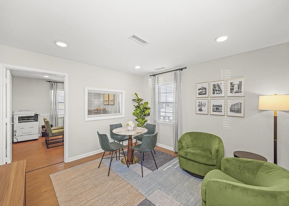 Onsite Leasing Office