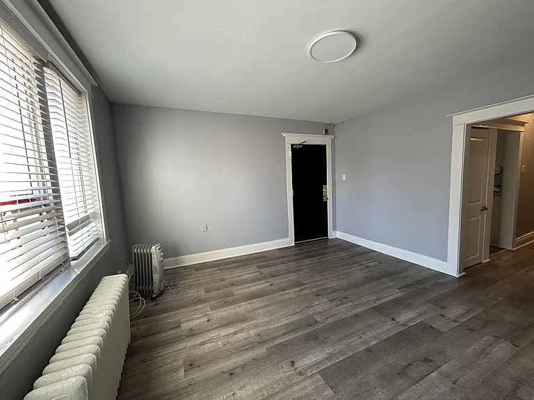 831 Main St — Photo 35