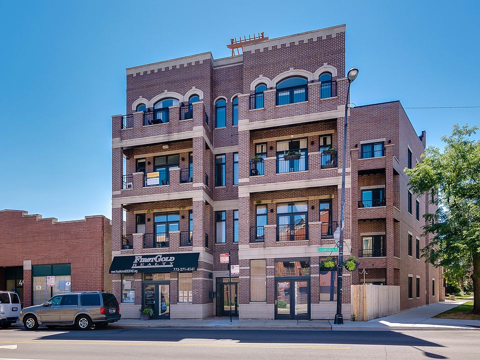1st image of 4936 N Lincoln Ave APT 4N
