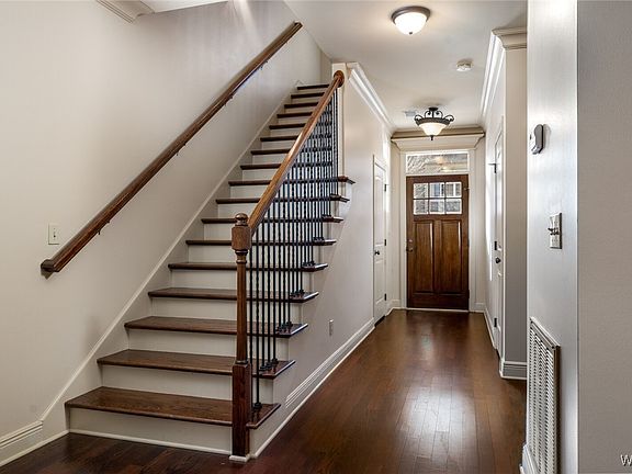 4th image of 2800 Belle Chase Ln Unit 14