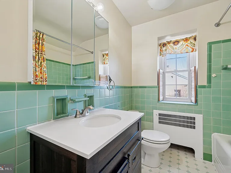 1156 Garfield Ave — Photo 15