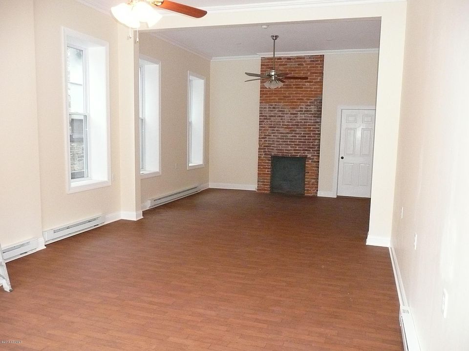 1st image of 115 S South Front St