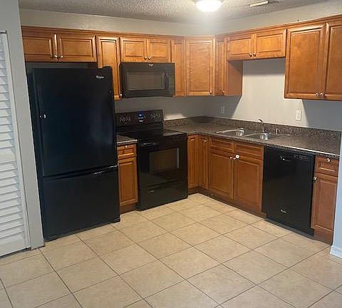2nd image of 2716 India Palm Dr