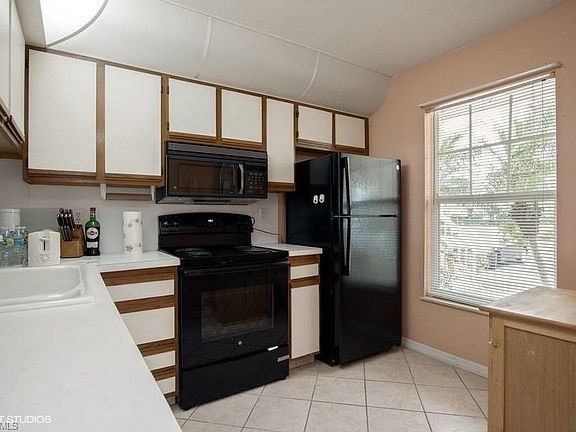 4th image of 1295 Mainsail Dr Unit 901