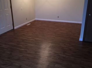 103 Johnson Dr APT 104, Buffalo, MO 65622
