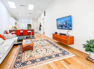 30 Boxwood Ter, Red Bank, NJ 07701
