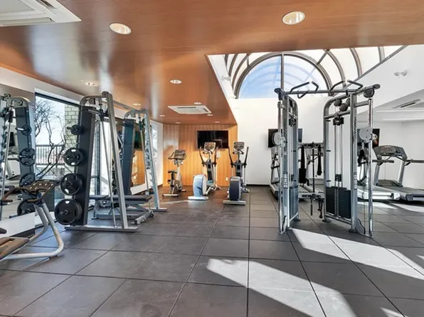 280 Park Avenue South image 22 of 25